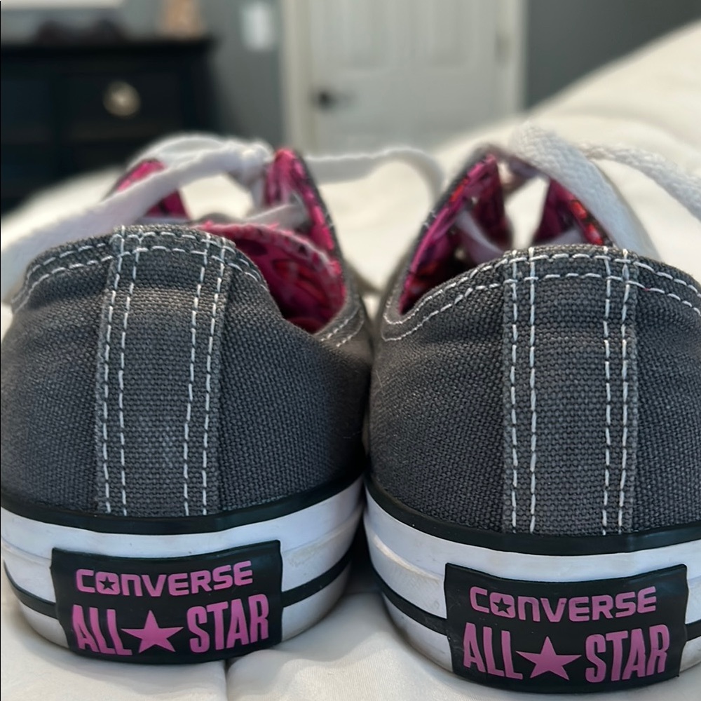 Converse Women’s Gray and Pink Sneakers - Picture 3 of 8